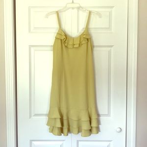 Light green ruffled dress size 8
